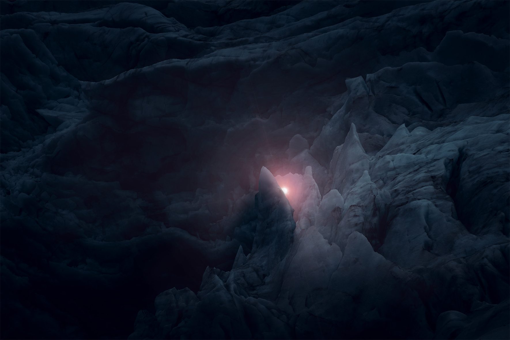 Mysterious light in glacier ice