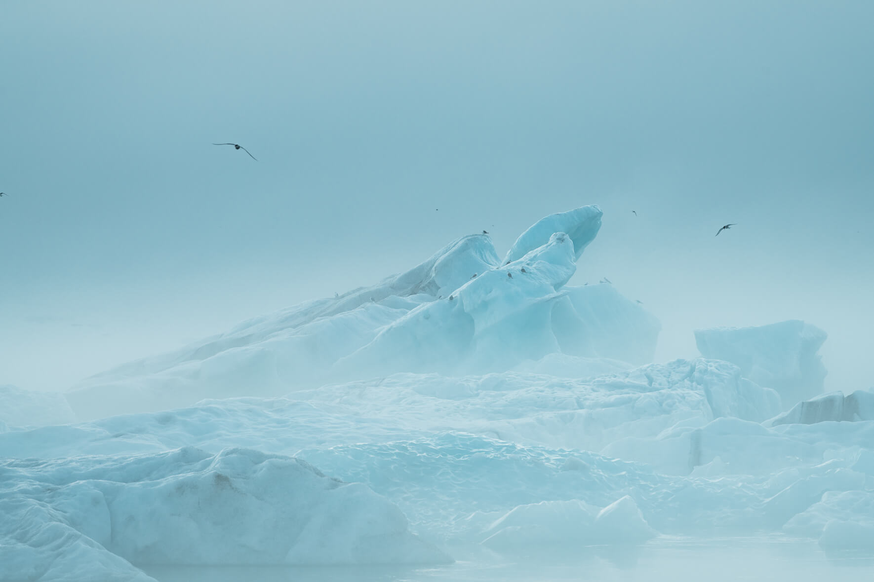 Atmospheric landscape photography of Jökulsárlón glacier lagoon in Iceland by Jan Erik Waider