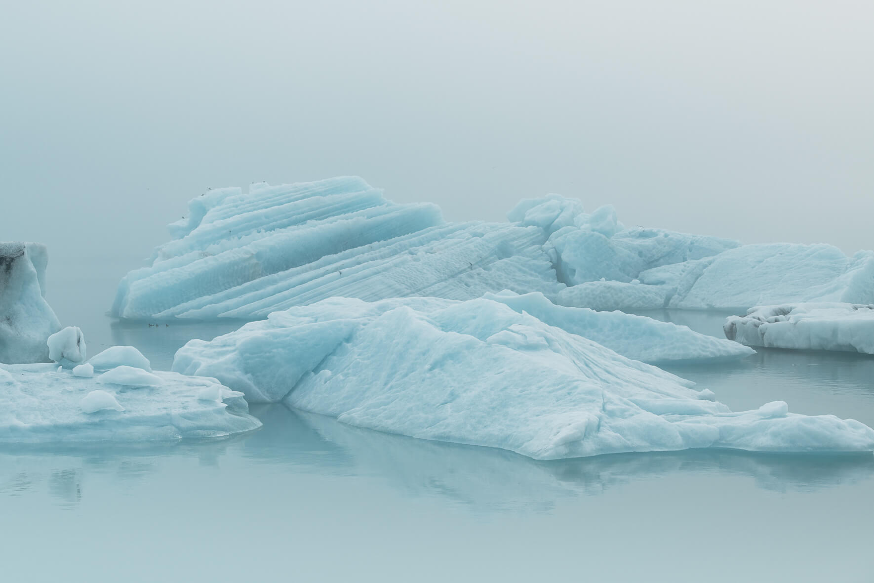 Atmospheric landscape photography of Jökulsárlón glacier lagoon in Iceland by Jan Erik Waider