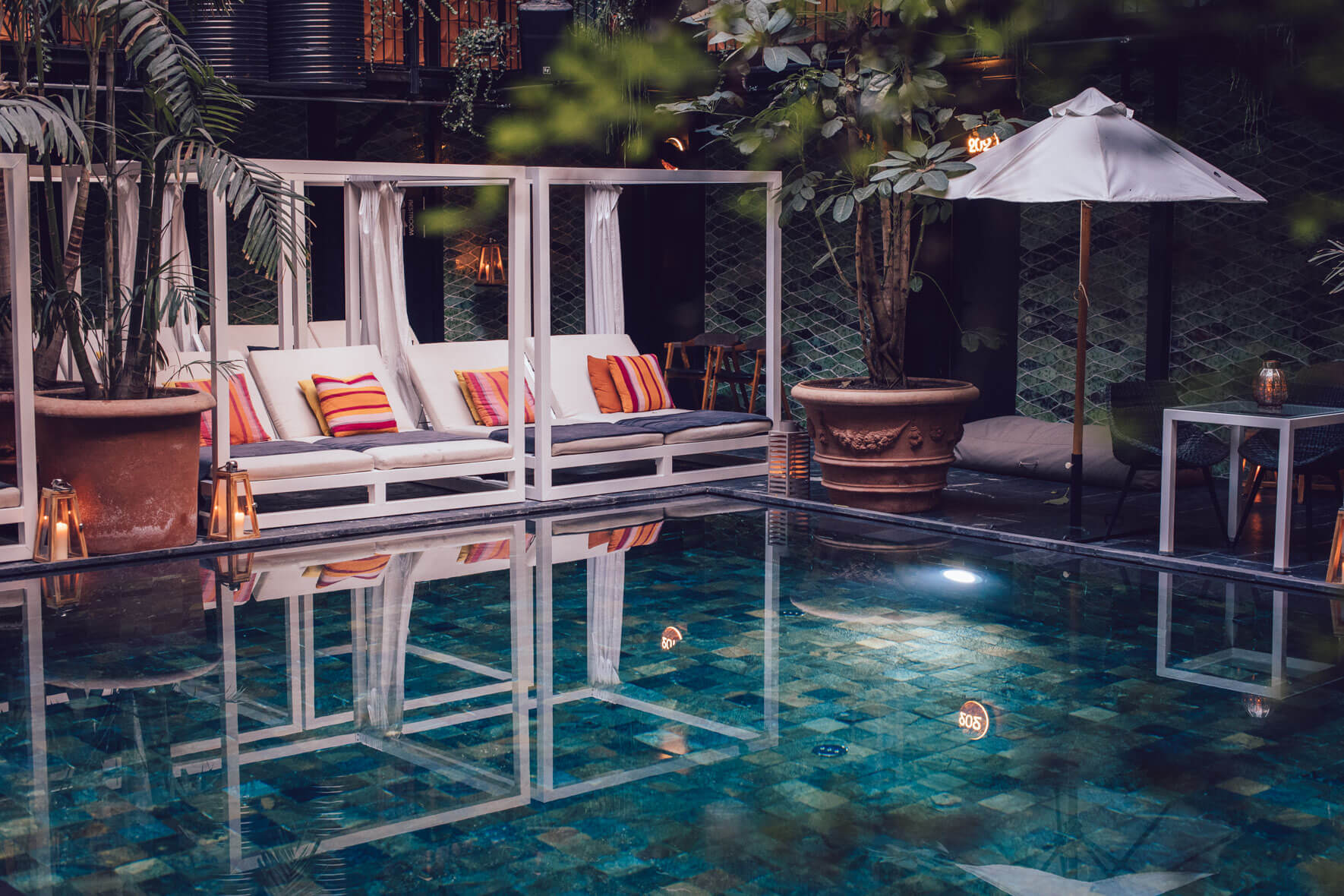 Pool of hotel Manon Les Suites in Copenhagen, Denmark (Guldsmeden Hotels)
