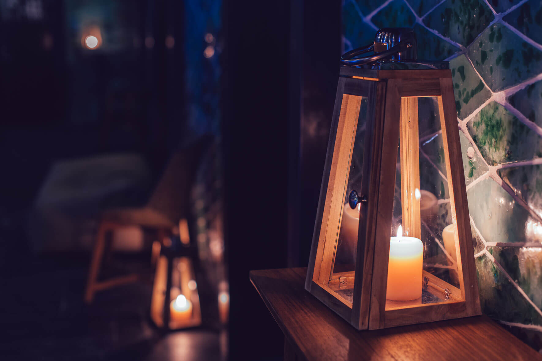 Candle and lamp in Manon Les Suites in Copenhagen