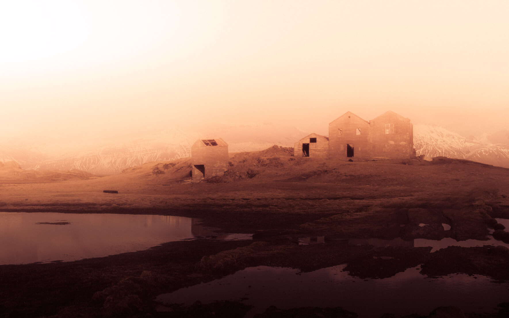 Abandoned farm in Iceland by Northlandscapes - Jan Erik Waider